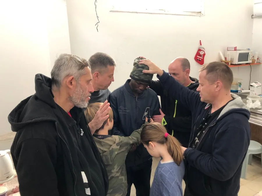 Serving homeless people in Tel Aviv